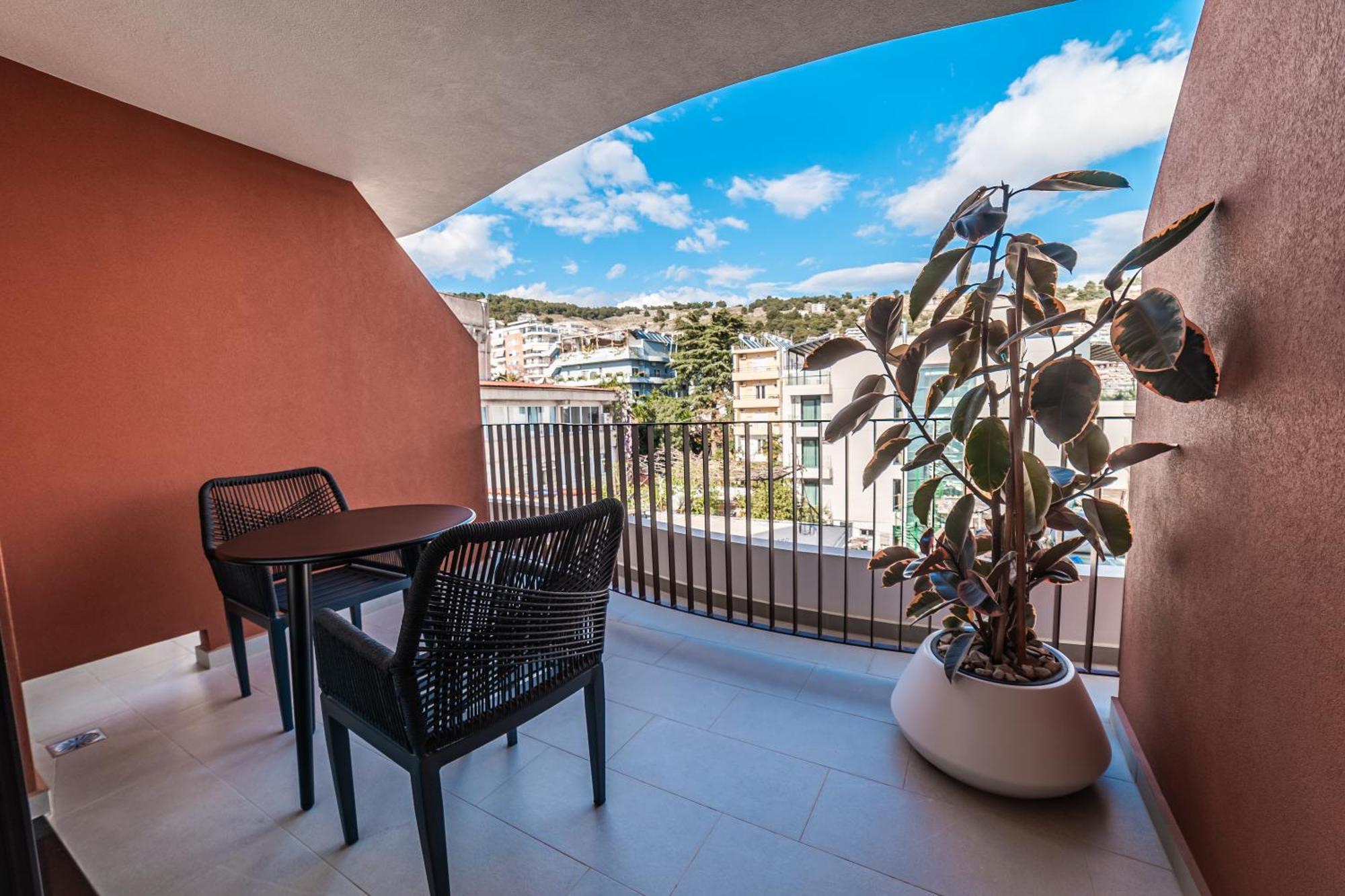 Vale Hotel 4*